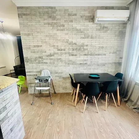 Lina'S Seaside Apartments Batumi Exterior photo