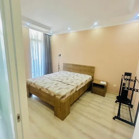 Lina'S Seaside Apartments Batumi Exterior photo